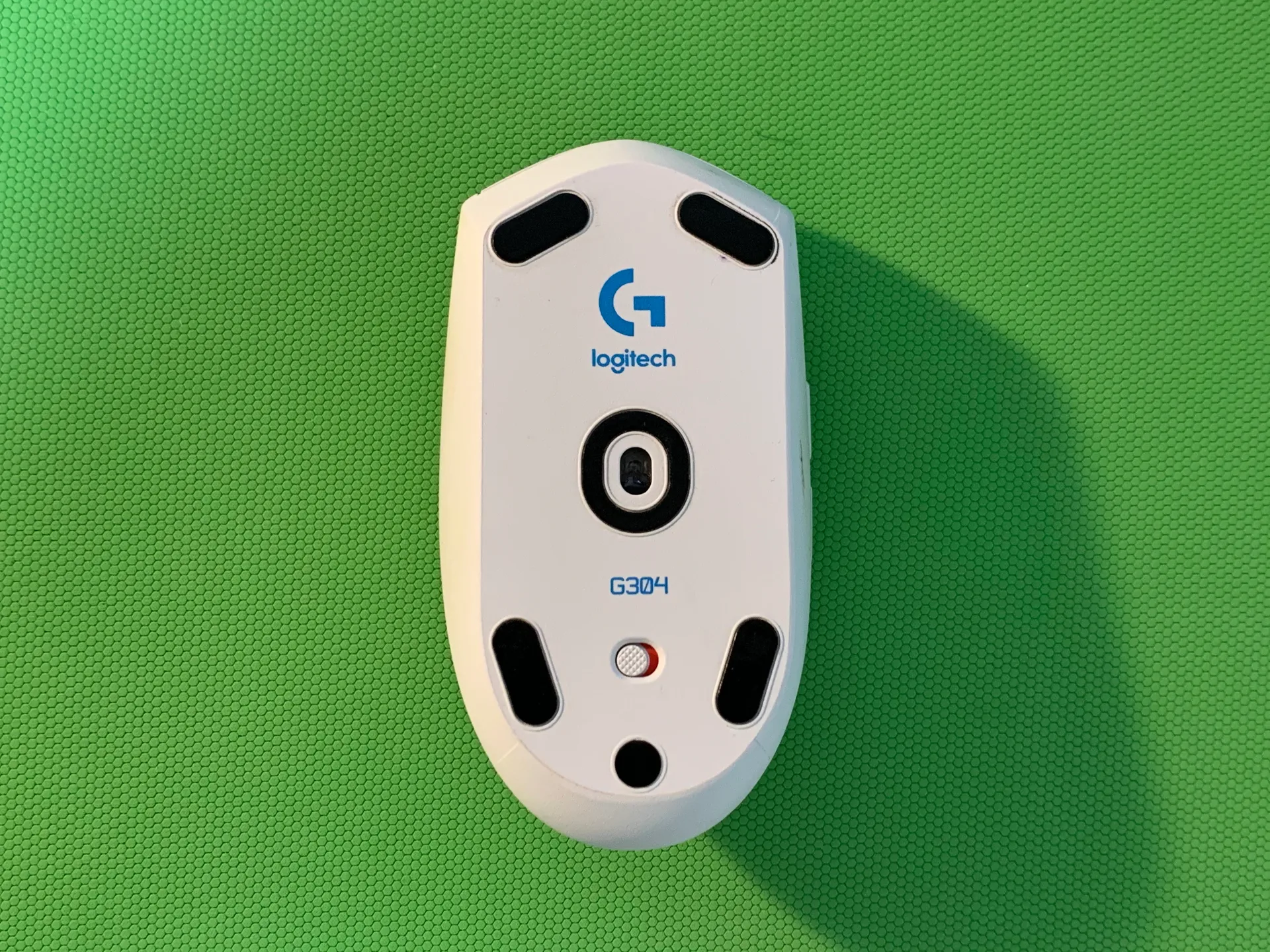 Logitech G304