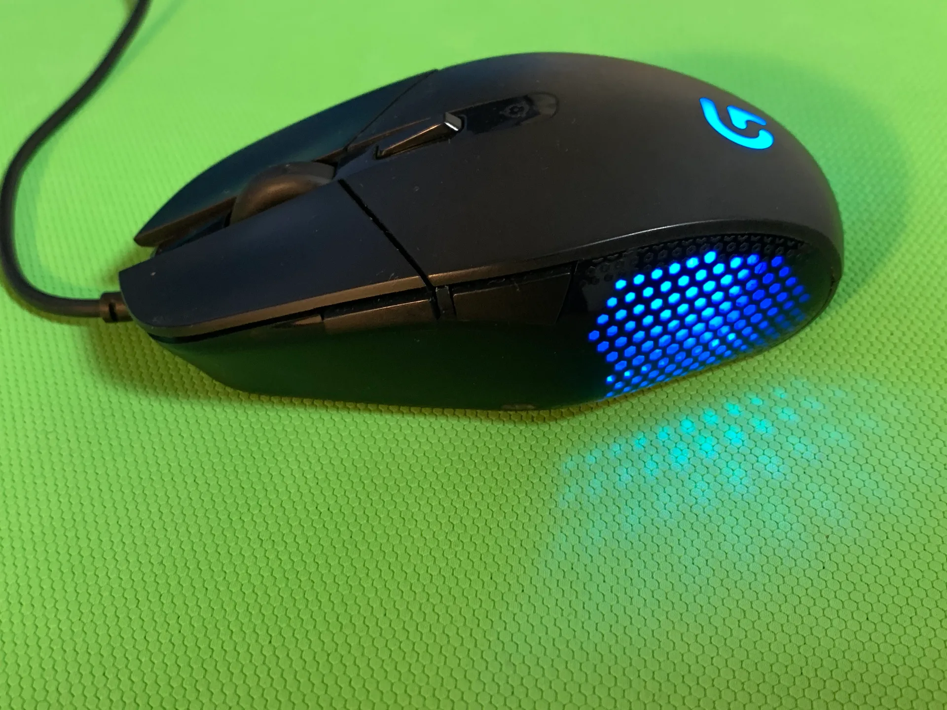 Logitech G302